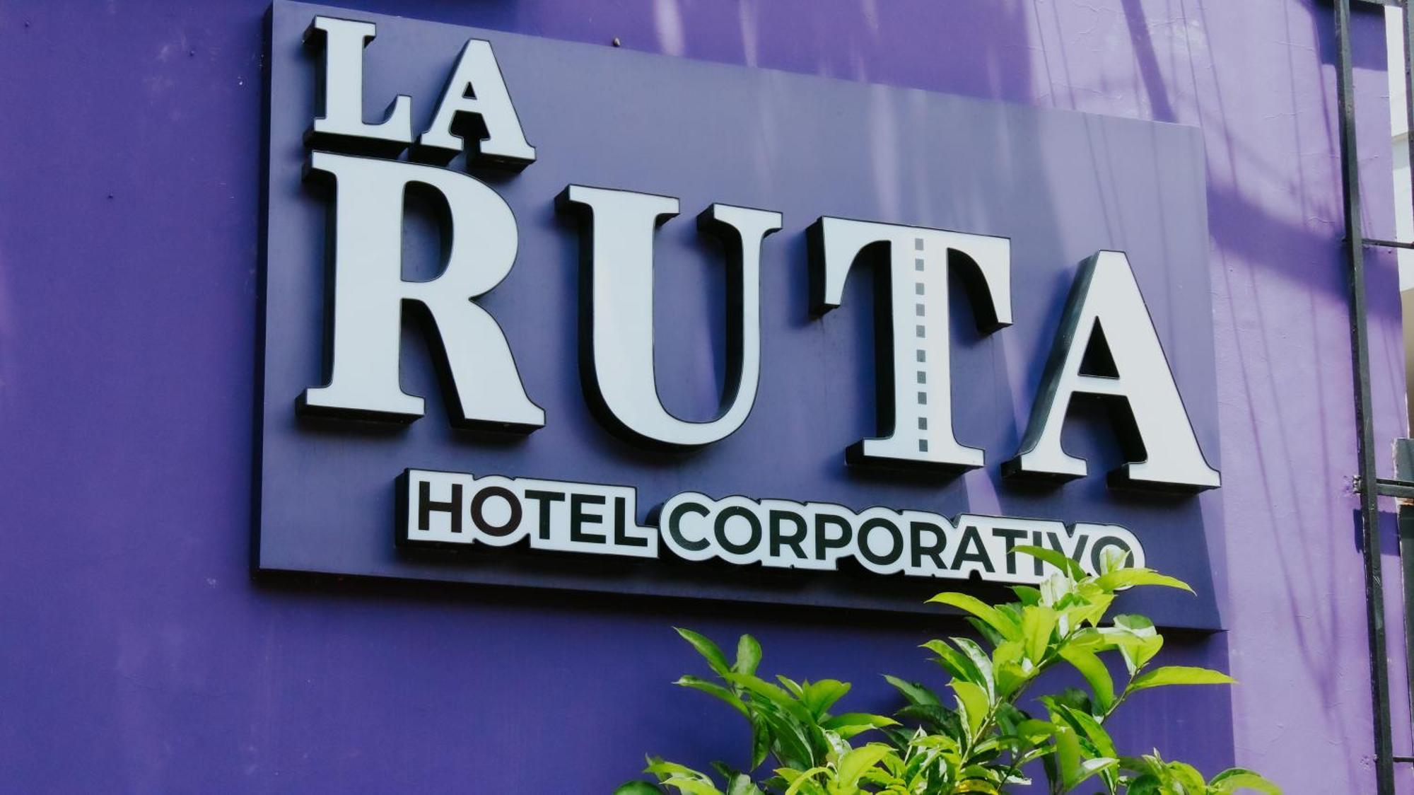 סאן סלבדור La Ruta Hotel Corporativo מראה חיצוני תמונה